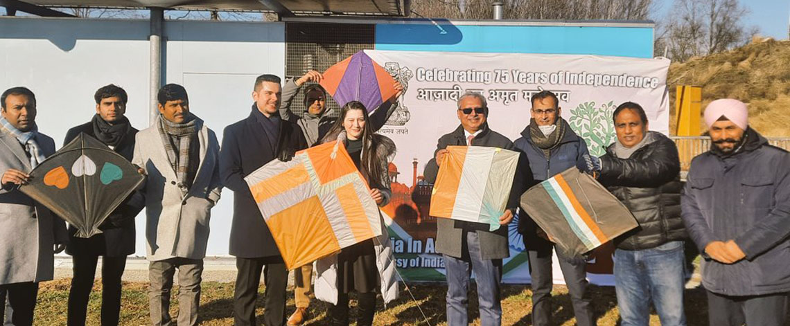 On the occasion of Makar Sankranti, Austrians and Indians in Vienna got together on Donauinsel to participate in Kite flying.